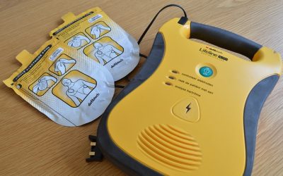 Qu’est-ce qu’un défibrillateur externe automatisé ?
